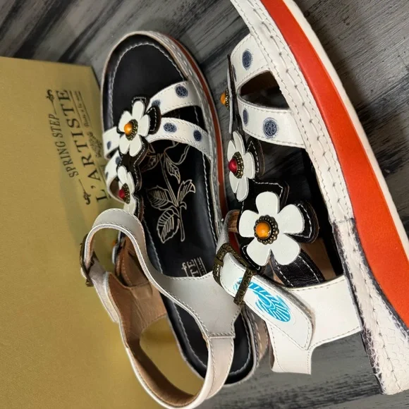 L'Artiste by Spring Step Women’s Goodie Ankle Strap Sandal With Floral Appliqué - Picture 10 of 16